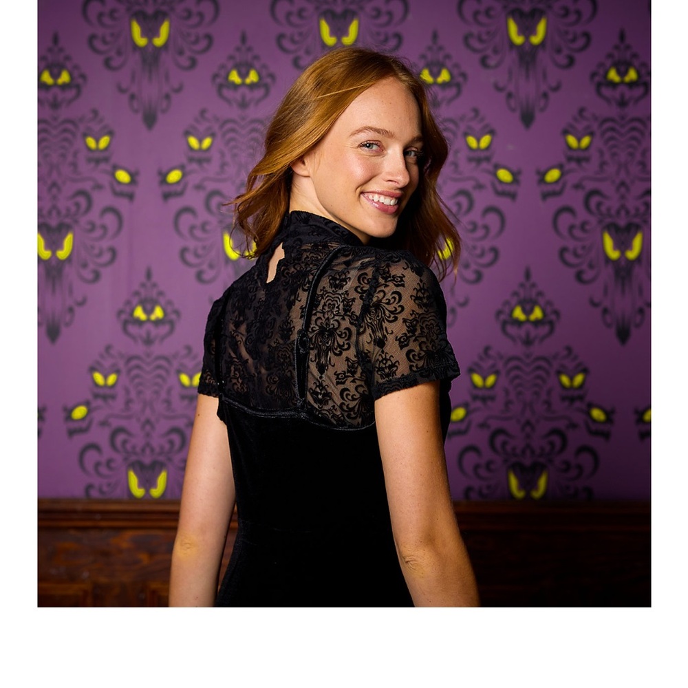 The Haunted Mansion Wallpaper mess dress by her Universe exclusive - Picture 2 of 3